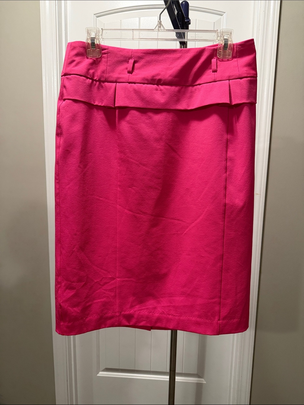 Worthington Hot Pink Pencil Skirt